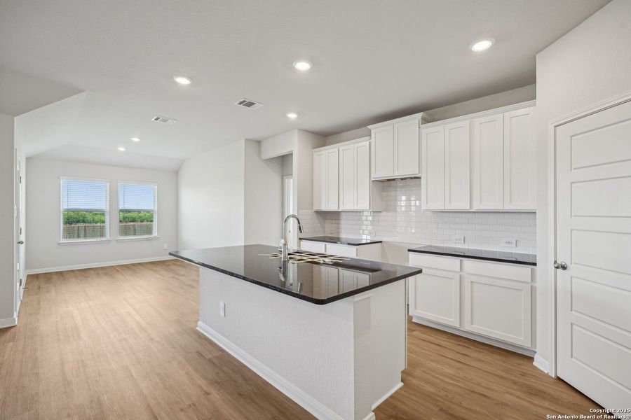 Image 41 of a home in Scenic Crest - Premier Series. Image 41 of a home in Scenic Crest - Premier Series.