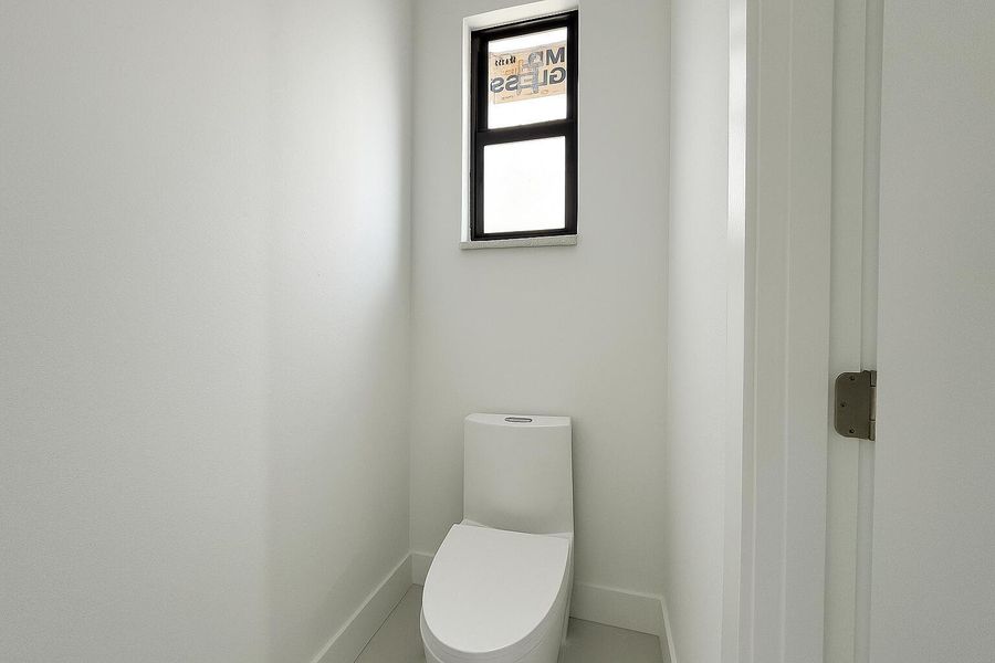 Furnished interior view inside a new home in , Cape Coral (Image 3). Furnished interior view inside a new home in , Cape Coral (Image 3).