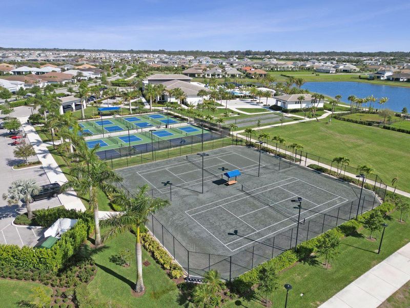 Cresswind Tennis Pickleball Courts