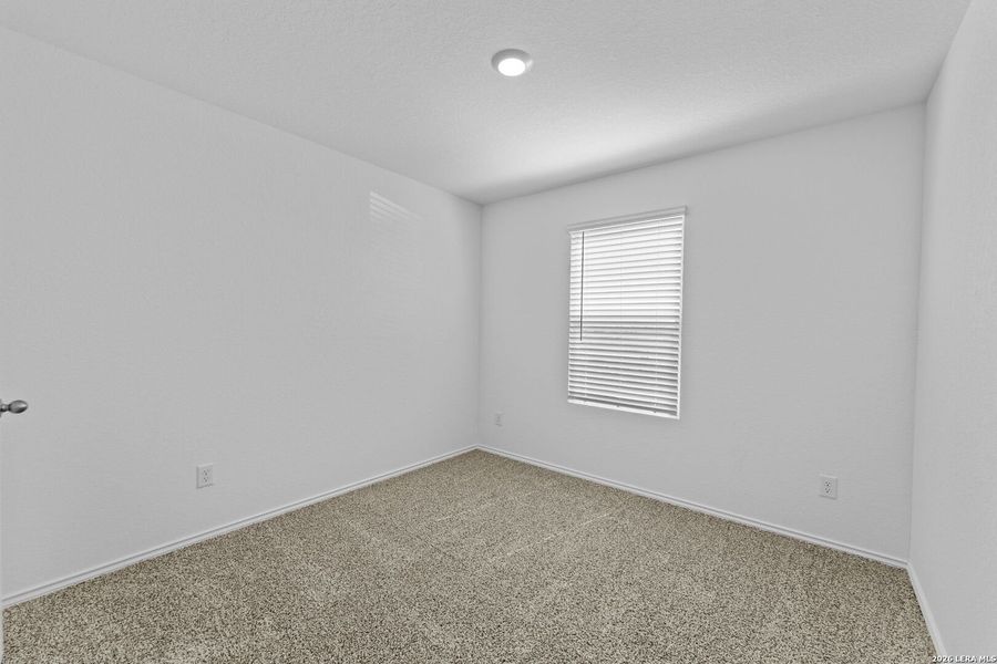Spacious, unfurnished interior of a new home in Avenida, Converse (Image 19).