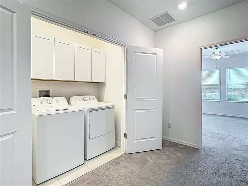 Furnished interior view inside a new home in , Wesley Chapel (Image 15).