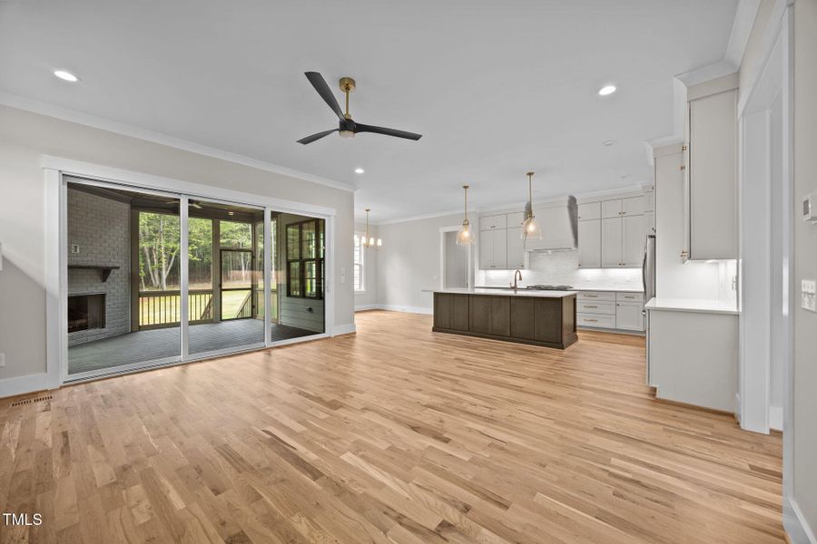 24-web-or-mls-IMG_1645 24-web-or-mls-IMG_1645