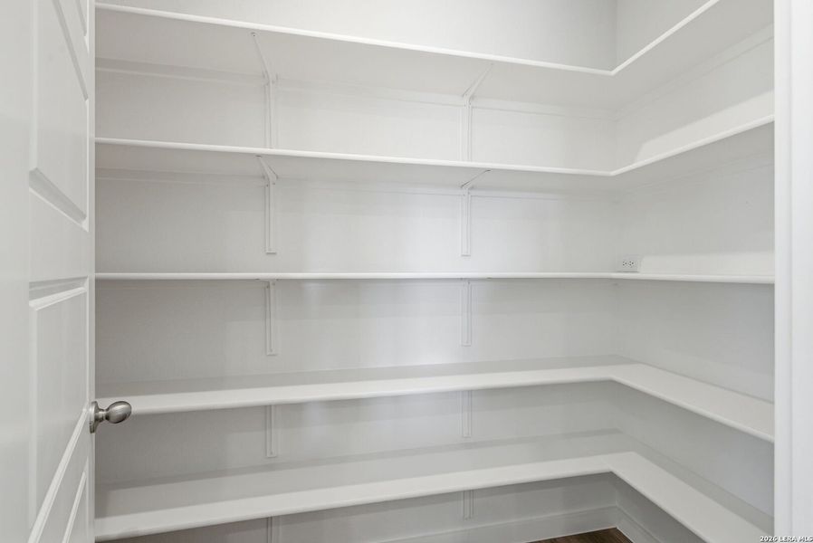 Spacious, unfurnished interior of a new home in , San Antonio (Image 19).