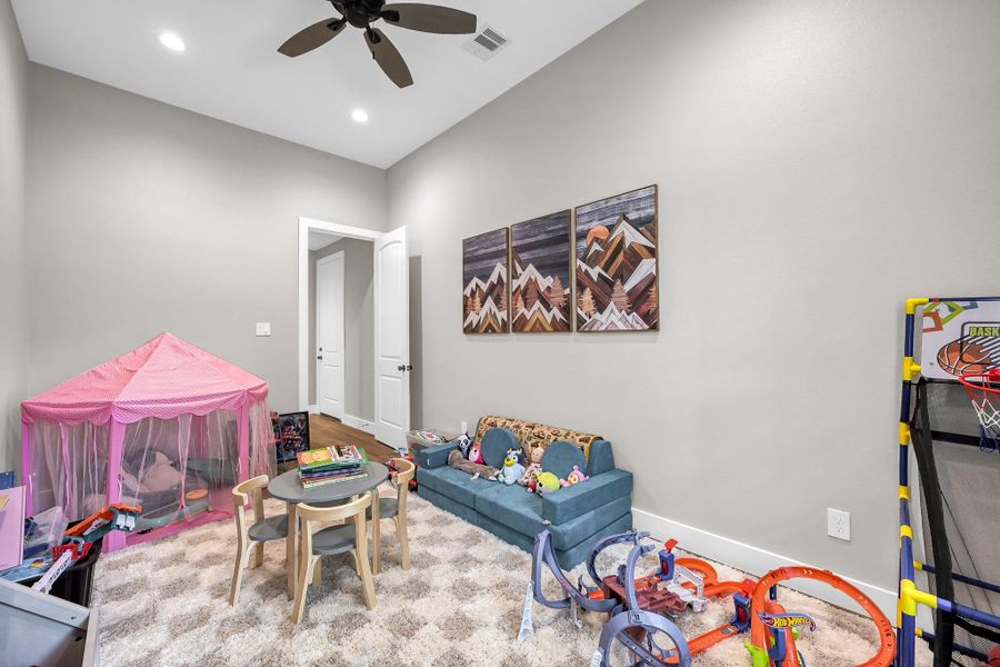 Furnished interior view inside a new home in , Montgomery (Image 29). Furnished interior view inside a new home in , Montgomery (Image 29).