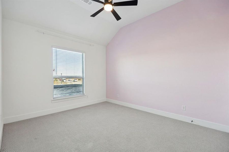 Spacious, unfurnished interior of a new home in Birdsong, Mansfield (Image 24).