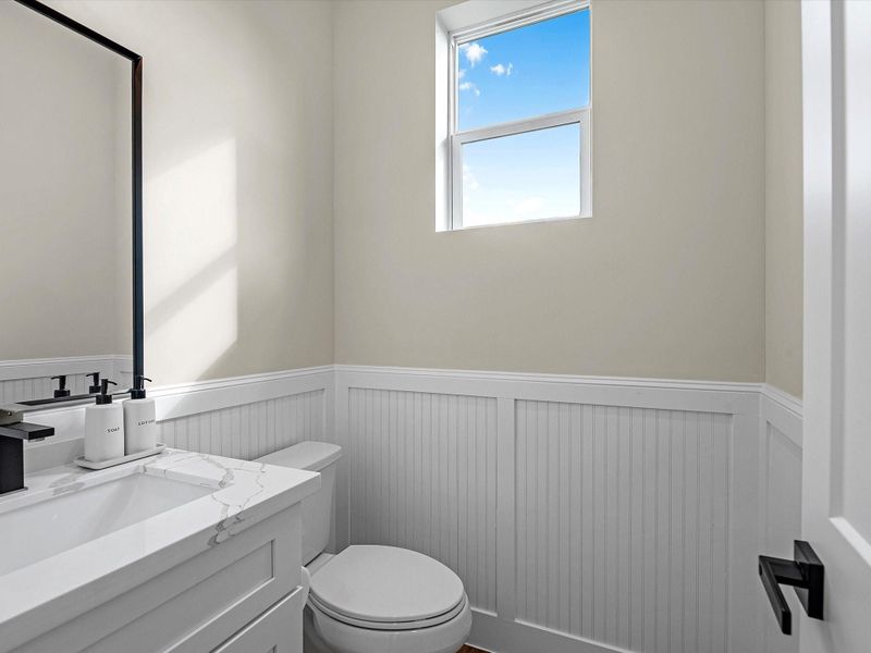 Half bath off the living area for convivence!Photo 16 Half bath off the living area for convivence!Photo 16