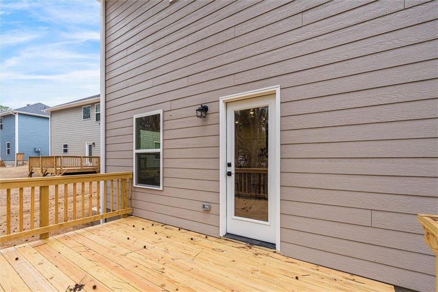 Exterior details and patio area of a home in Canterbury Villas, Carrollton (Image 3).