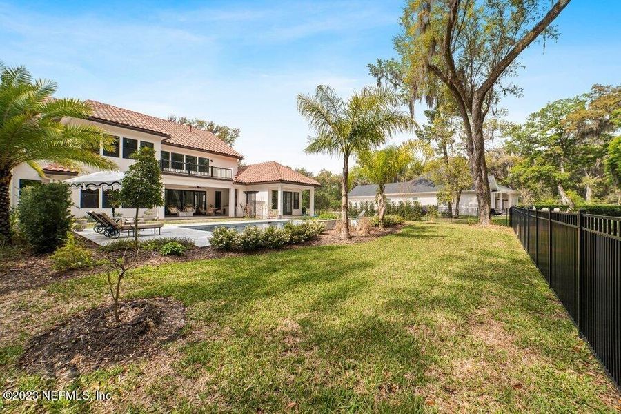 Image 103 of a home in .