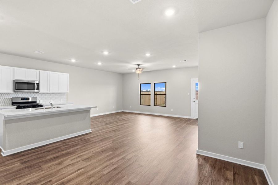 Spacious, unfurnished interior of a new home in Cypress Green, Hockley (Image 24). Spacious, unfurnished interior of a new home in Cypress Green, Hockley (Image 24).