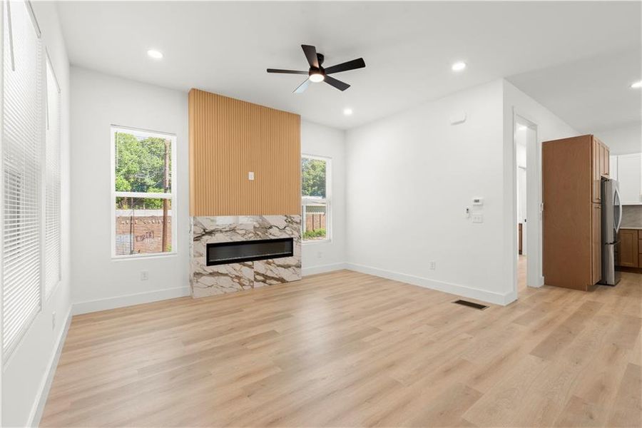 Spacious, unfurnished interior of a new home in , Atlanta (Image 41).