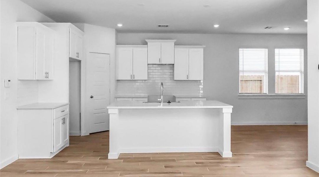 Furnished interior view inside a new home in Glendale Lakes, Rosharon (Image 3).