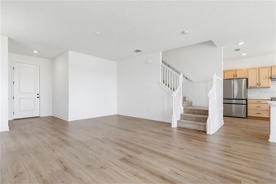 Spacious, unfurnished interior of a new home in , Parrish (Image 23).