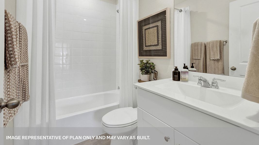 Furnished interior view inside a new home in Spring Valley, New Braunfels (Image 12).