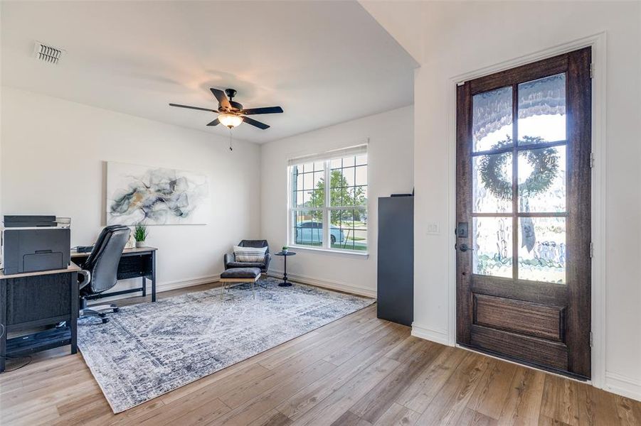 Furnished interior view inside a new home in , McKinney (Image 12).