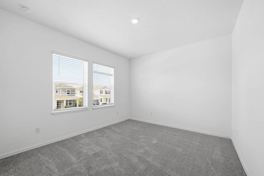 532 SE Ranch Oak Circle ~ Ready Now