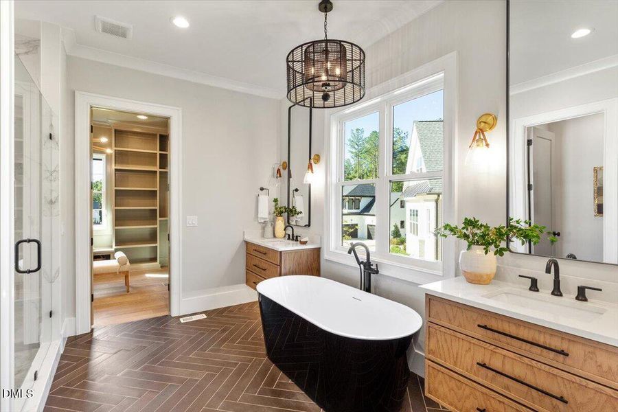 036-7824 Ailesbury Rd 036-7824 Ailesbury Rd