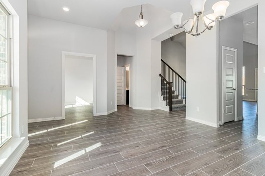 Spacious, unfurnished interior of a new home in Mustang Place II, Heartland (Image 12).