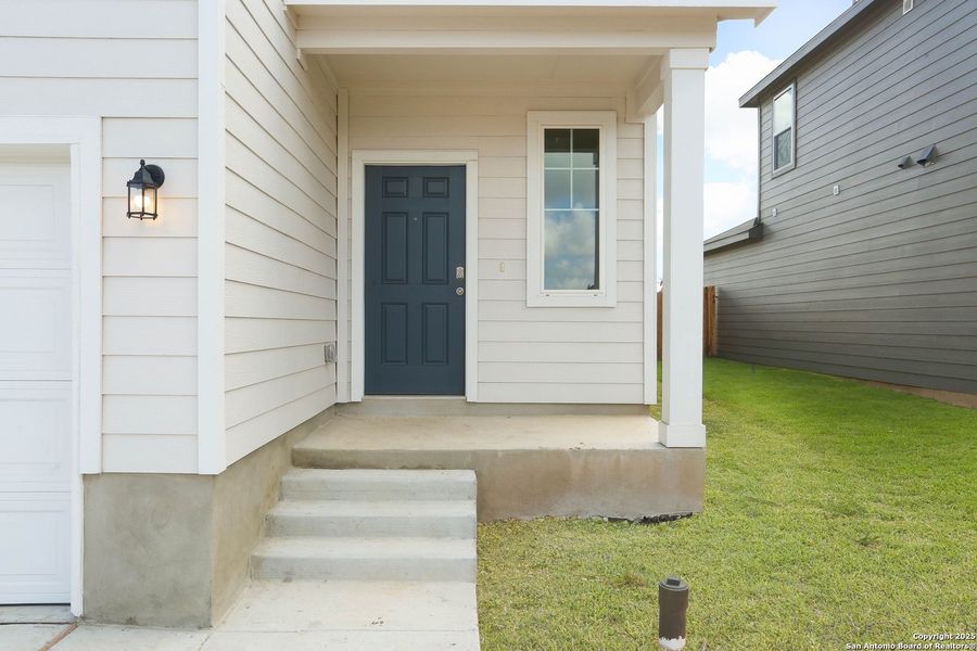 Front exterior of a new home in Fairway Crossing 40s, San Antonio, TX, highlighting curb appeal (Image 27). Front exterior of a new home in Fairway Crossing 40s, San Antonio, TX, highlighting curb appeal (Image 27).