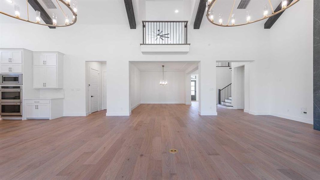 Spacious, unfurnished interior of a new home in Adkins Park 70', Hurst (Image 16).