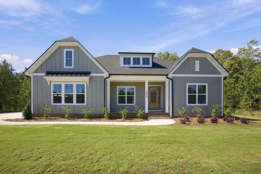 Front exterior of a new home in Shepherds Trace, Clover, SC, highlighting curb appeal (Image 2). Front exterior of a new home in Shepherds Trace, Clover, SC, highlighting curb appeal (Image 2).
