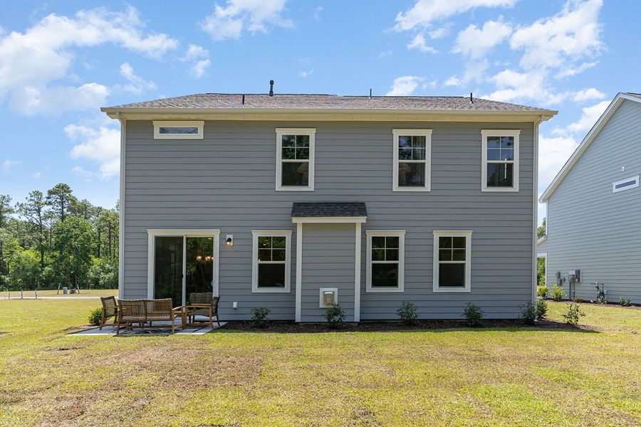 Representative exterior details of a home built from the HARBOR OAK by D.R. Horton in Ranch Haven, Murrells Inlet (Image 9).