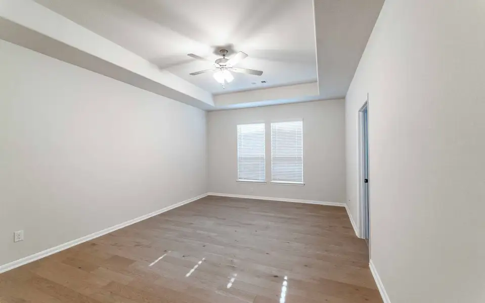 Spacious, unfurnished interior of a new home in Solterra, Mesquite (Image 14). Spacious, unfurnished interior of a new home in Solterra, Mesquite (Image 14).