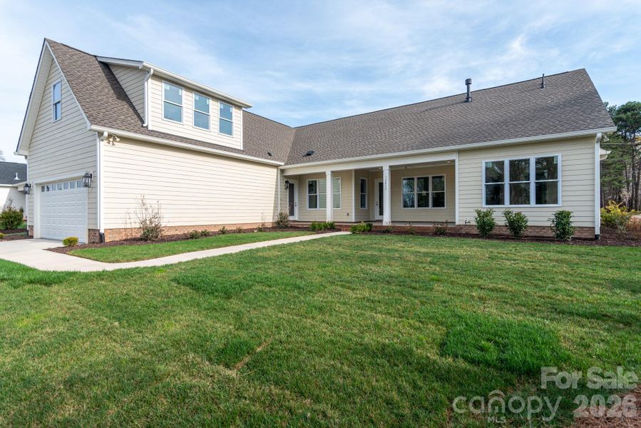 Exterior details and patio area of a home in Bailey's Glen, Huntersville (Image 4).