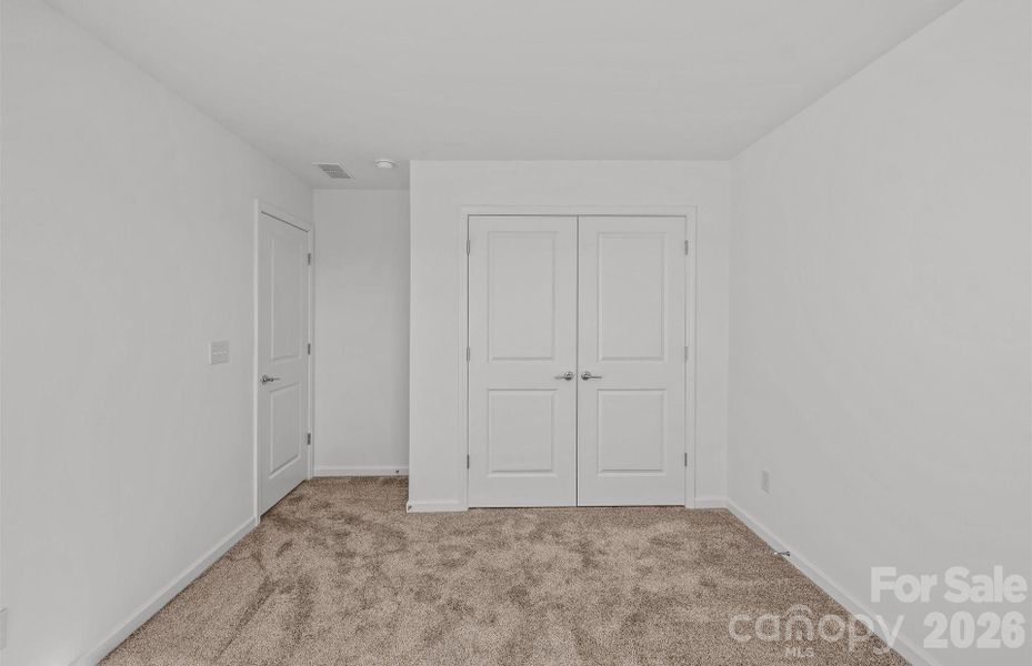 REPRESENTATION PHOTO