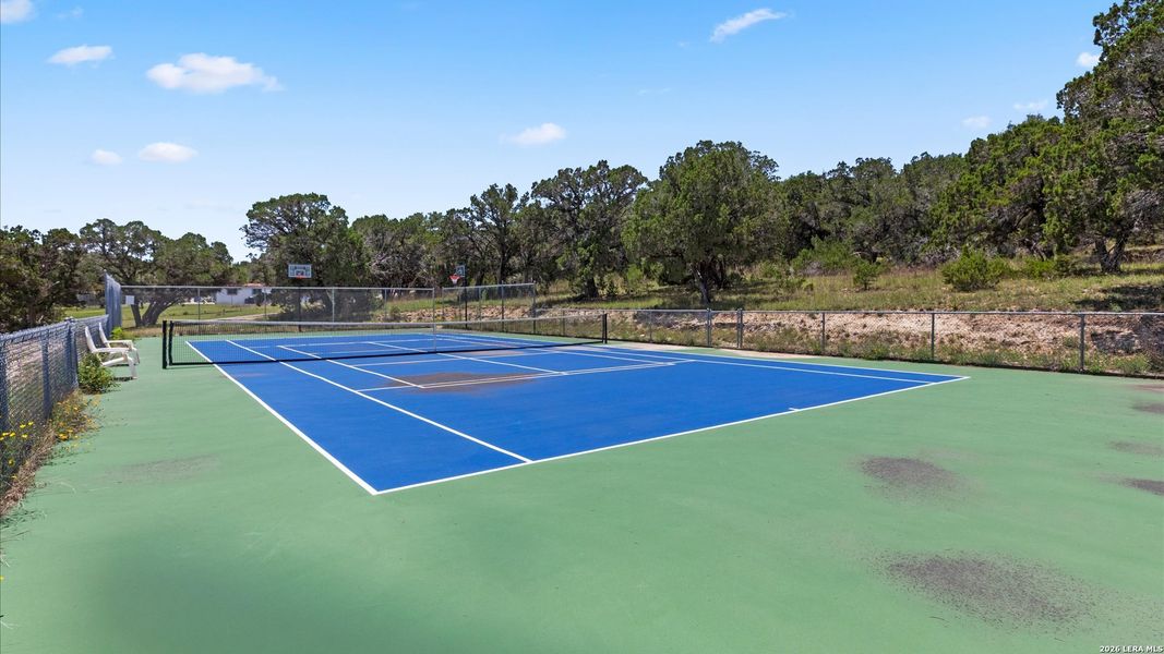 Community amenities in , Canyon Lake (Image 31).