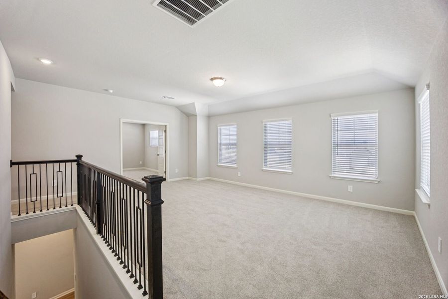 Spacious, unfurnished interior of a new home in Kallison Ranch, San Antonio (Image 43).