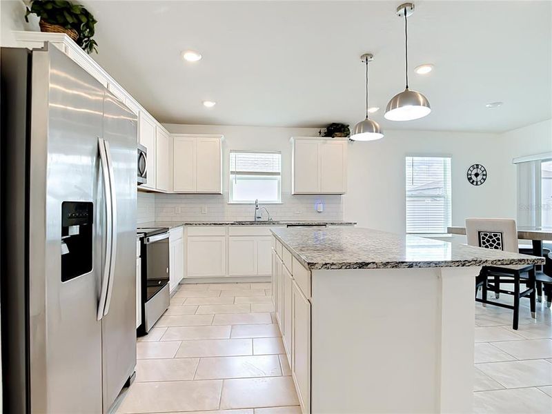 Furnished interior view inside a new home in , Winter Haven (Image 11).
