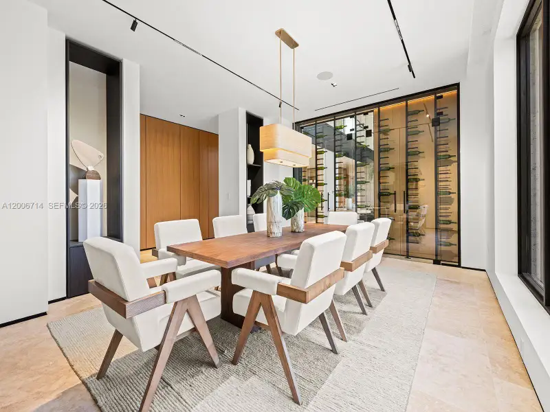 Furnished interior view inside a new home in , Pinecrest (Image 8).