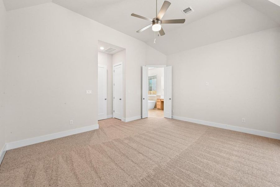 Spacious, unfurnished interior of a new home in 6 Creeks at Waterridge: 70ft. lots, Kyle (Image 24).