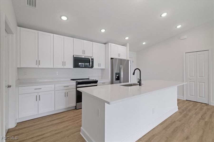 Furnished interior view inside a new home in Cape Coral, Cape Coral (Image 7).