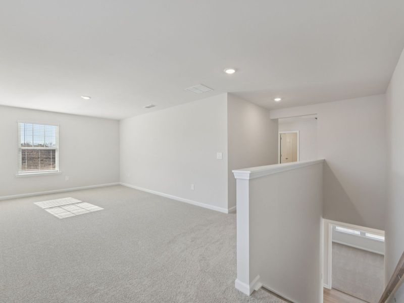 Spacious, unfurnished interior of a new home in Preserve at Mountain Creek, Pendergrass (Image 13).