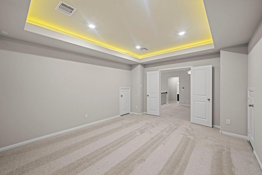 Spacious, unfurnished interior of a new home in The Highlands, Porter (Image 20).