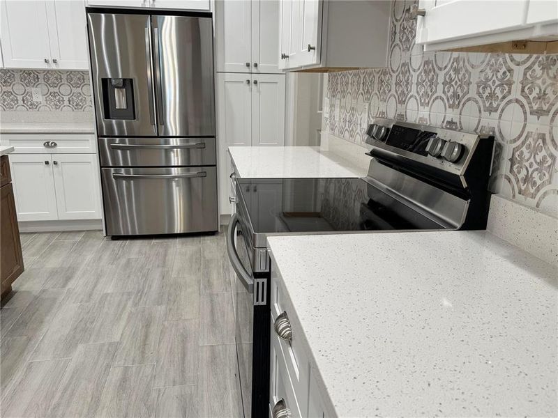 Furnished interior view inside a new home in , Dade City (Image 12).