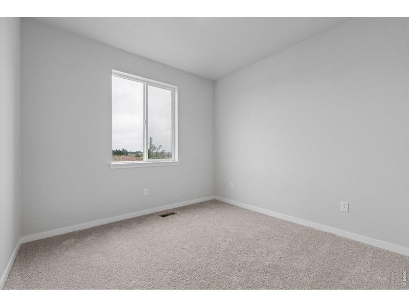 Spacious, unfurnished interior of a new home in Prairie Song, Windsor (Image 17).