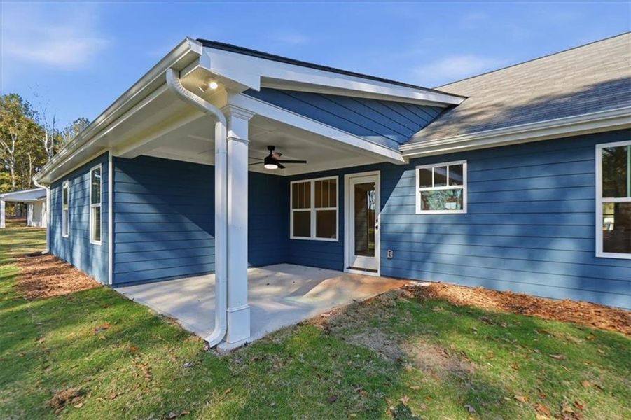 Exterior details and patio area of a home in , Hartwell (Image 28).