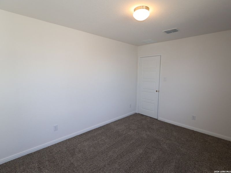 Spacious, unfurnished interior of a new home in Park Place, New Braunfels (Image 8). Spacious, unfurnished interior of a new home in Park Place, New Braunfels (Image 8).