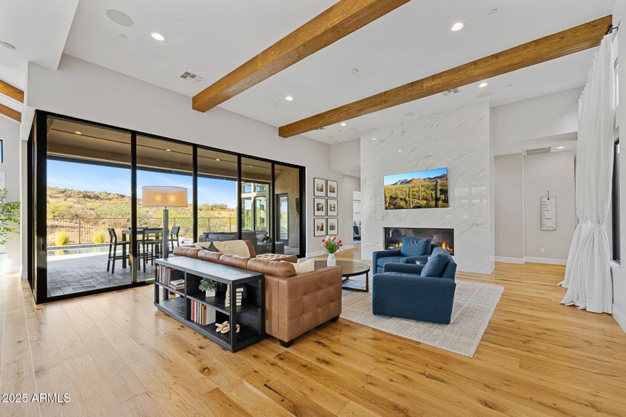 6-web-or-mls-13302-e-ranch-gate-rd