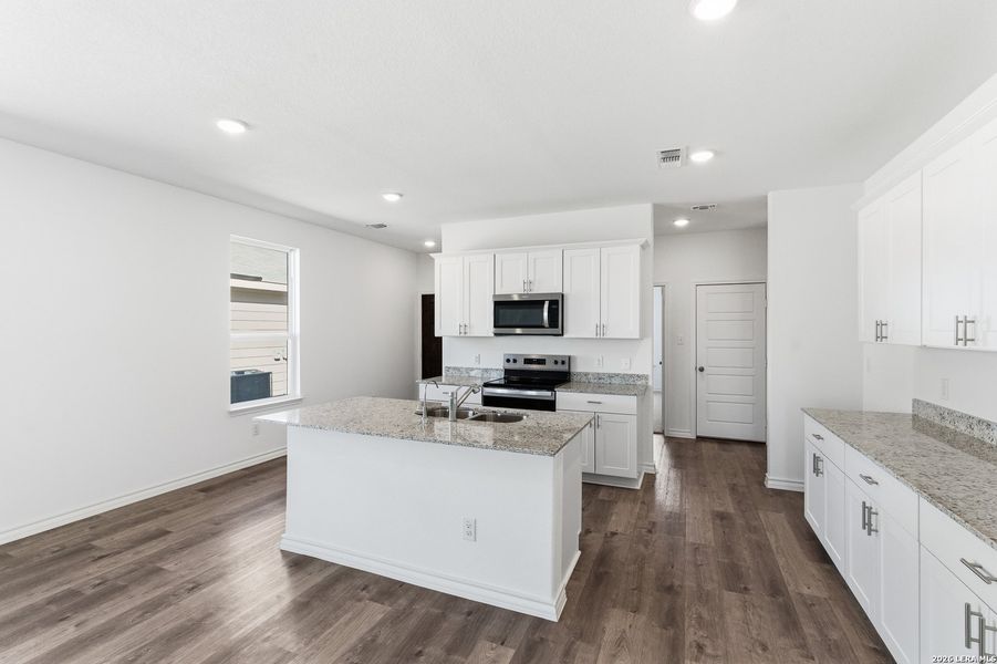 Furnished interior view inside a new home in Horizon Ridge, San Antonio (Image 4).