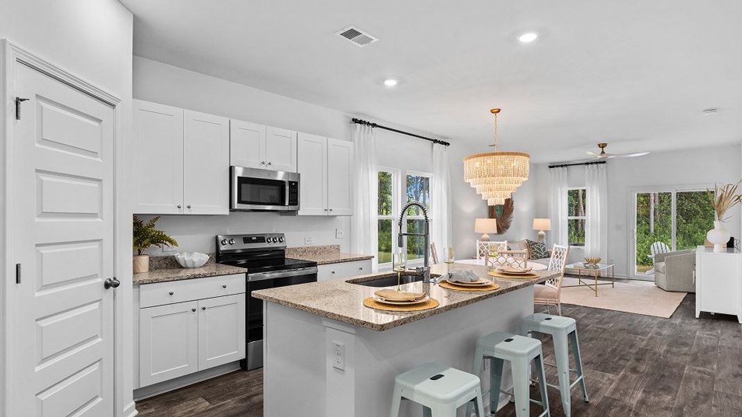 1984 Berkeley Kitchen 2of2 F1 072525 1984 Berkeley Kitchen 2of2 F1 072525