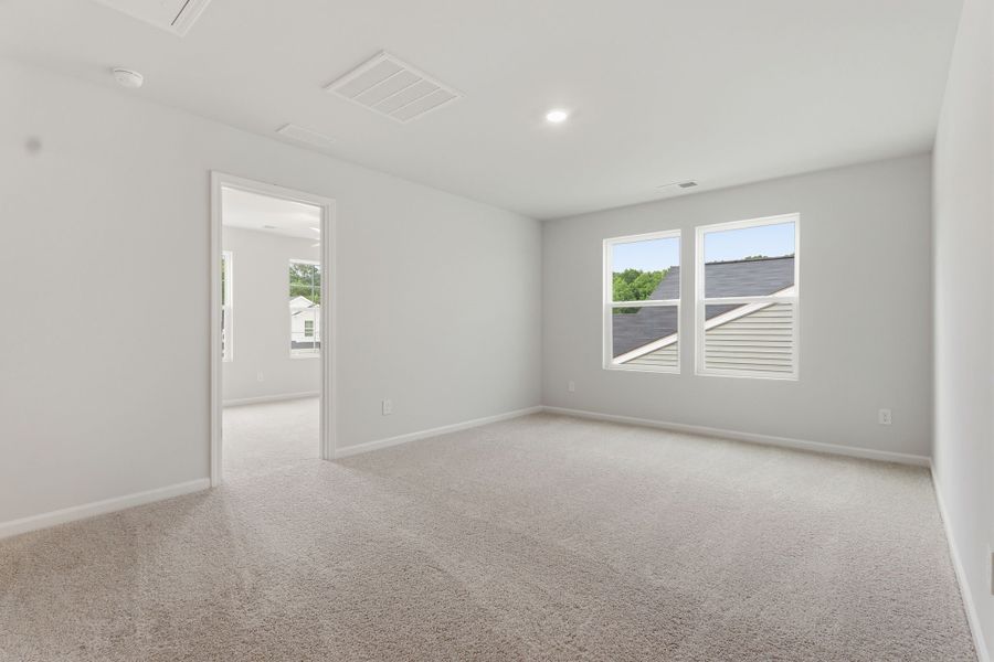 Spacious, unfurnished interior of a new home in Piper Creek, Newton (Image 26). Spacious, unfurnished interior of a new home in Piper Creek, Newton (Image 26).