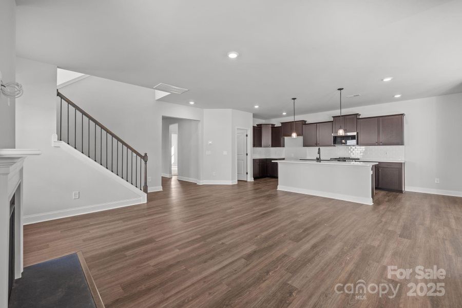 Image 27 of a home in Arbor Village.