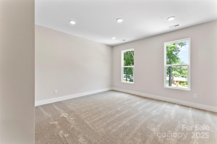 Spacious, unfurnished interior of a new home in , Gastonia (Image 23).