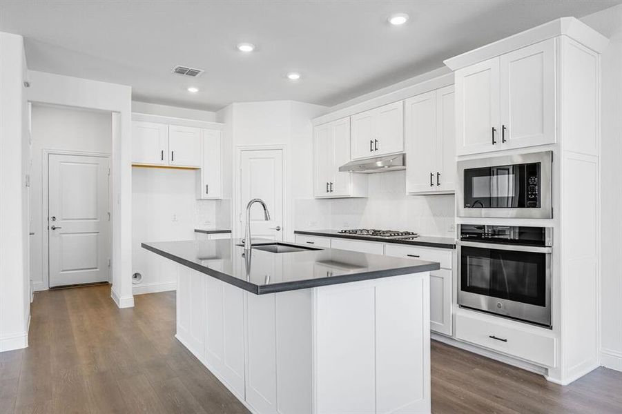 3309 Little Bluestem ~ Ready Now 3309 Little Bluestem ~ Ready Now