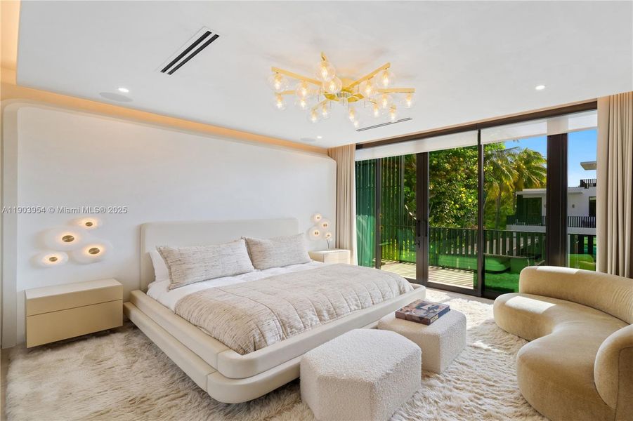 Furnished interior view inside a new home in , Miami Beach (Image 74).