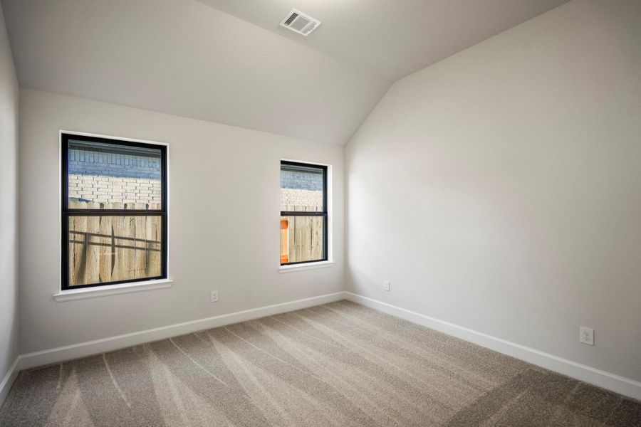 Spacious, unfurnished interior of a new home in Jordan Ranch 70' Lots, Fulshear (Image 39).