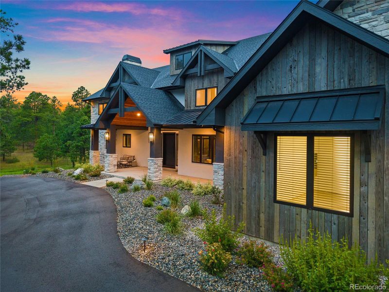 Image 42 of a home in .